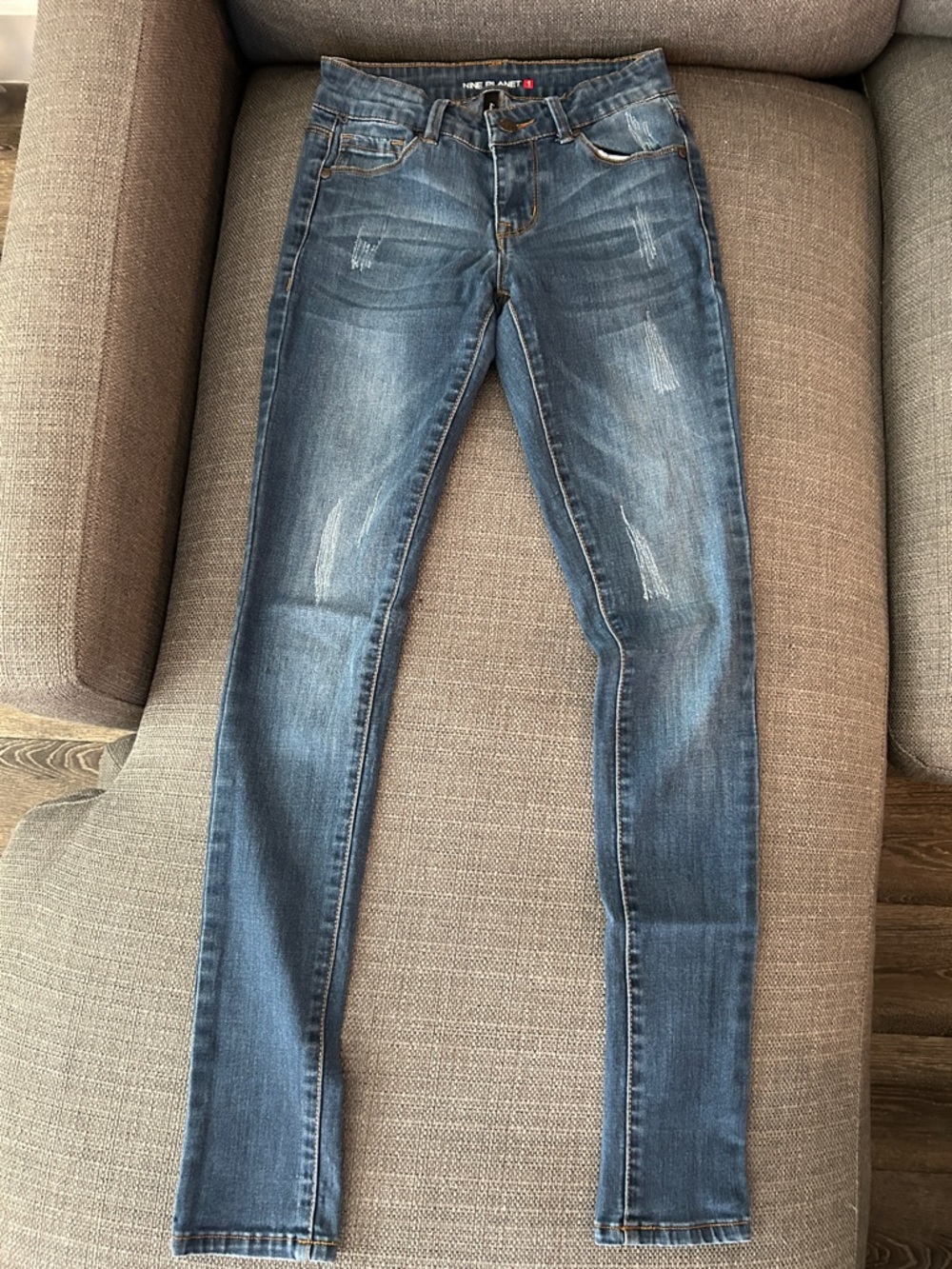 Distressed Indigo Skinny Jeans - Nine Planet